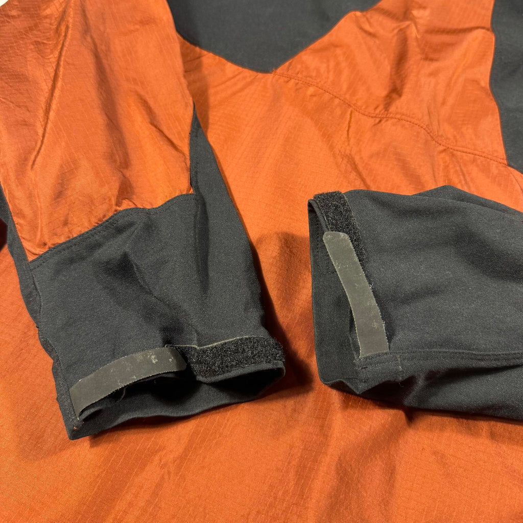 Arc'teryx Tau Light Nylon Windbreaker Jacket