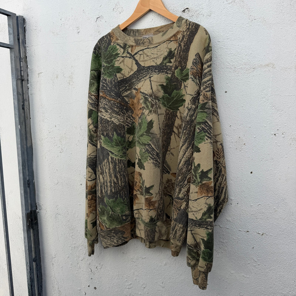 90s Camo Realtree Allover Print Sweatshirt