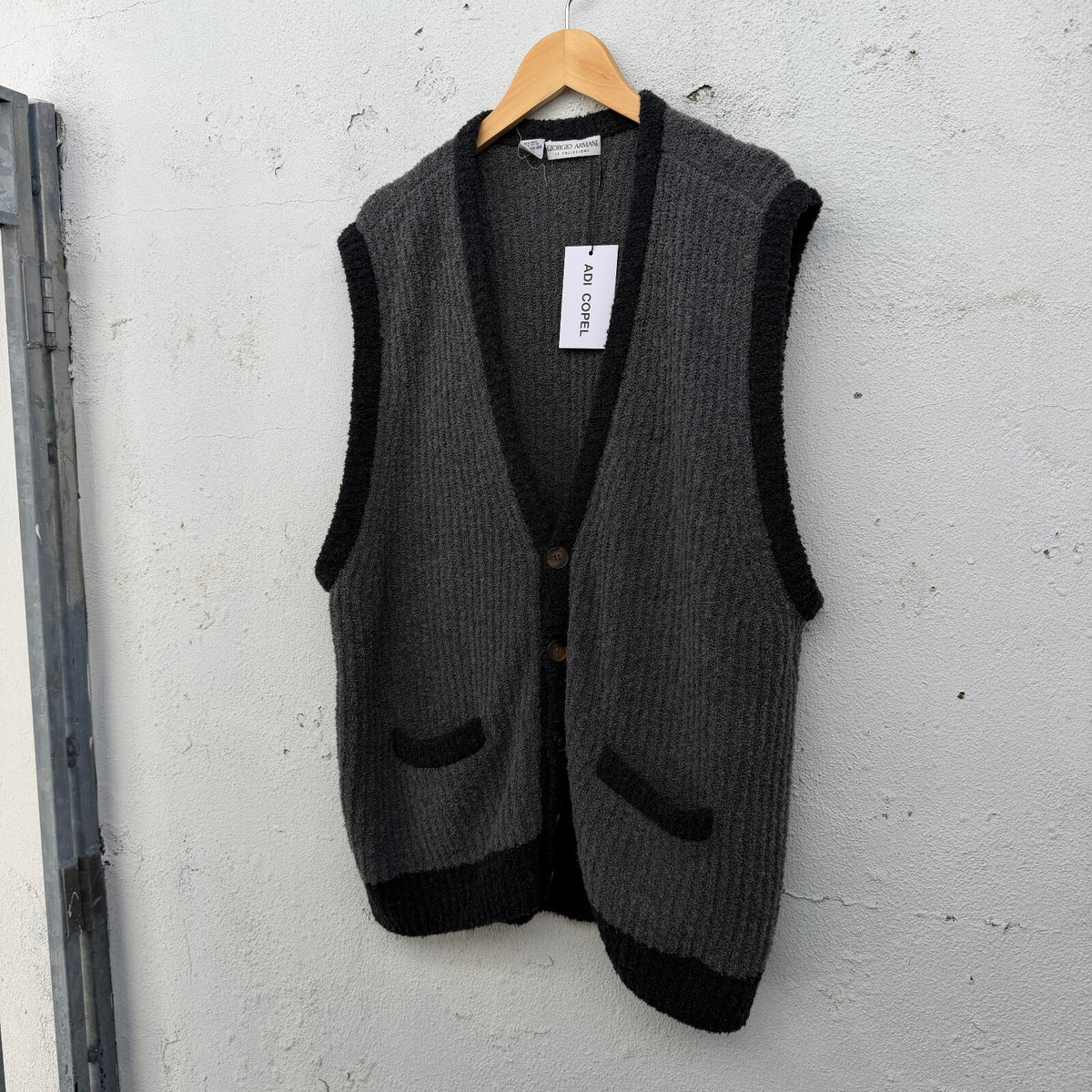 Giorgio Armani Le Collezioni Knit Pullover Cardigan Sweater
