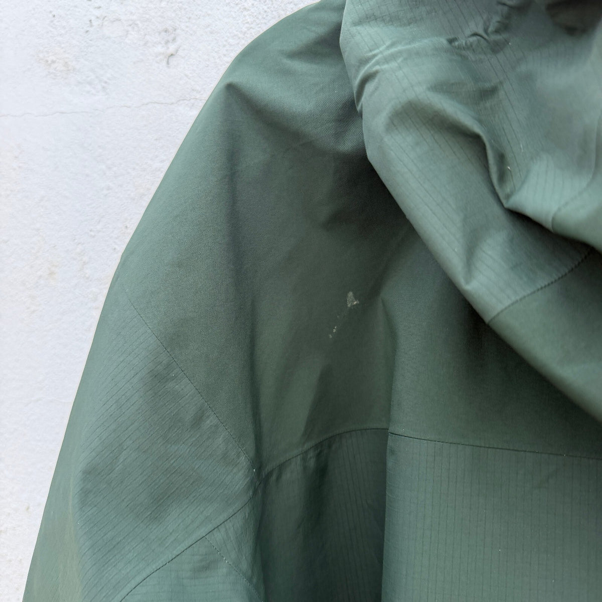 Arcteryx Beta Goretex Windbreaker Jacket